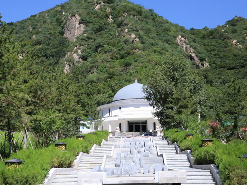 九公山纪念林回归自然：北京树葬公墓的建设与发展