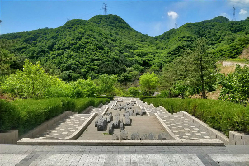 泰康旗下树葬陵园-九公山长城纪念林树葬简介、价格、位置